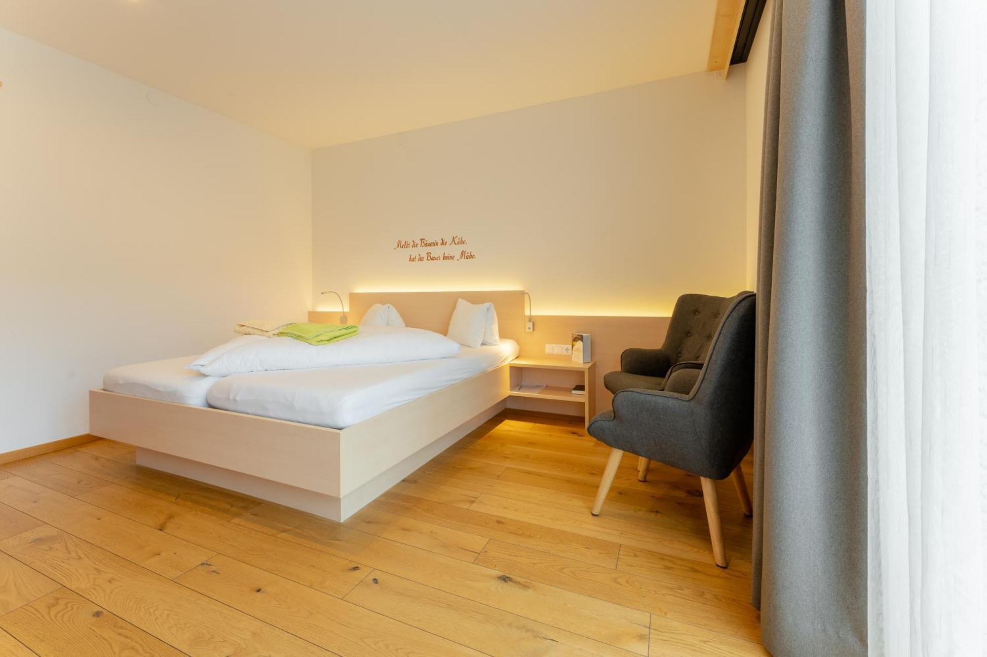 Stampferhof Hotel Weissensee Exterior photo