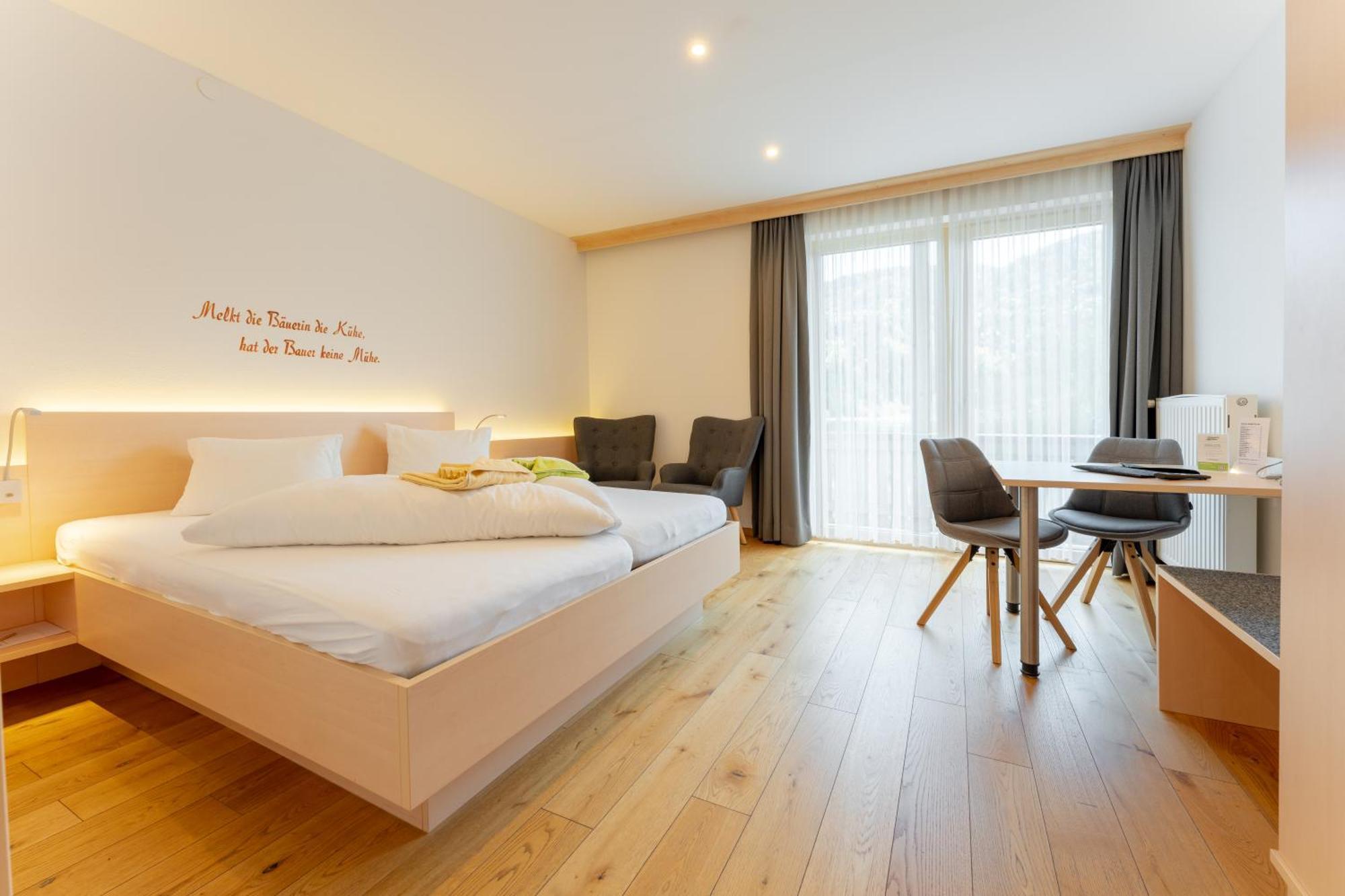 Stampferhof Hotel Weissensee Exterior photo